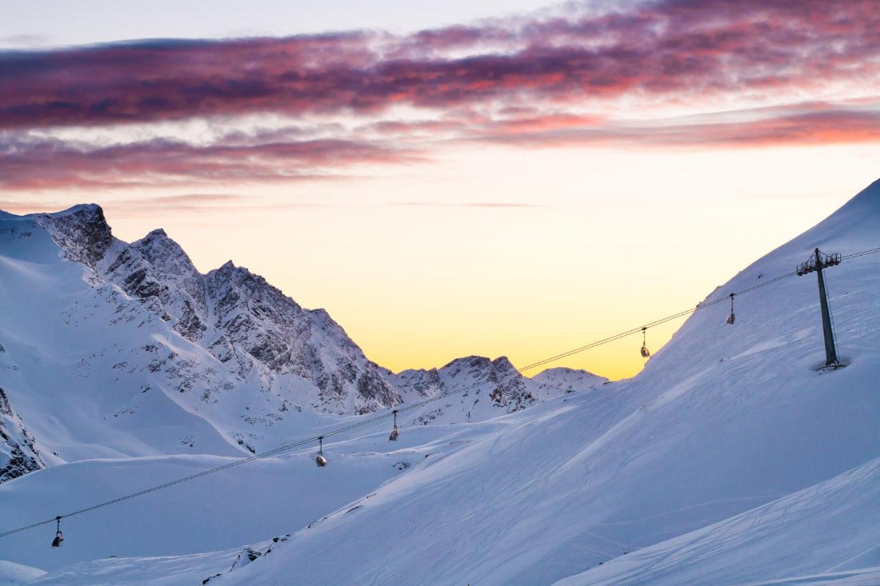 Sunny Valley Mountain Lodge Bormio Luaran gambar